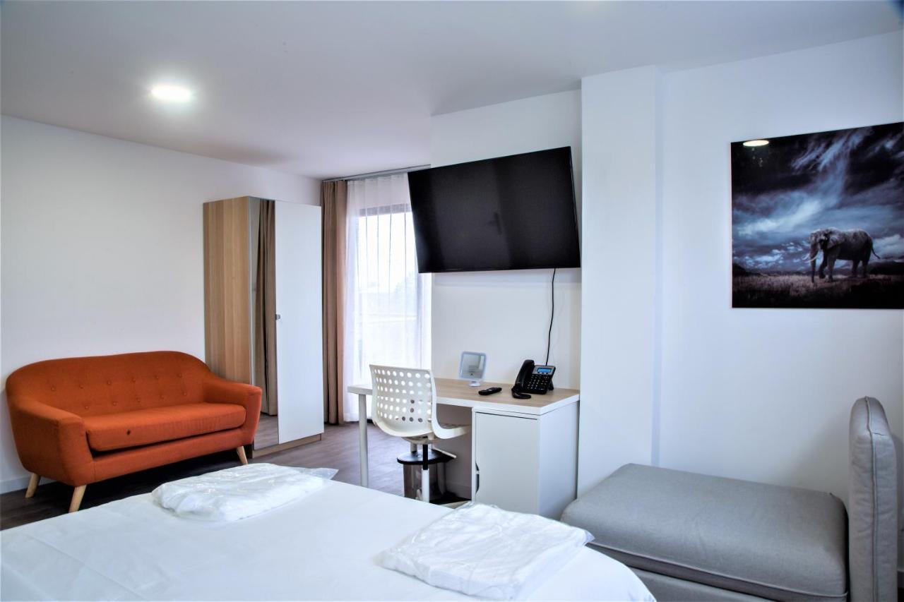 Wdc Aparthotel - Buea Exterior foto
